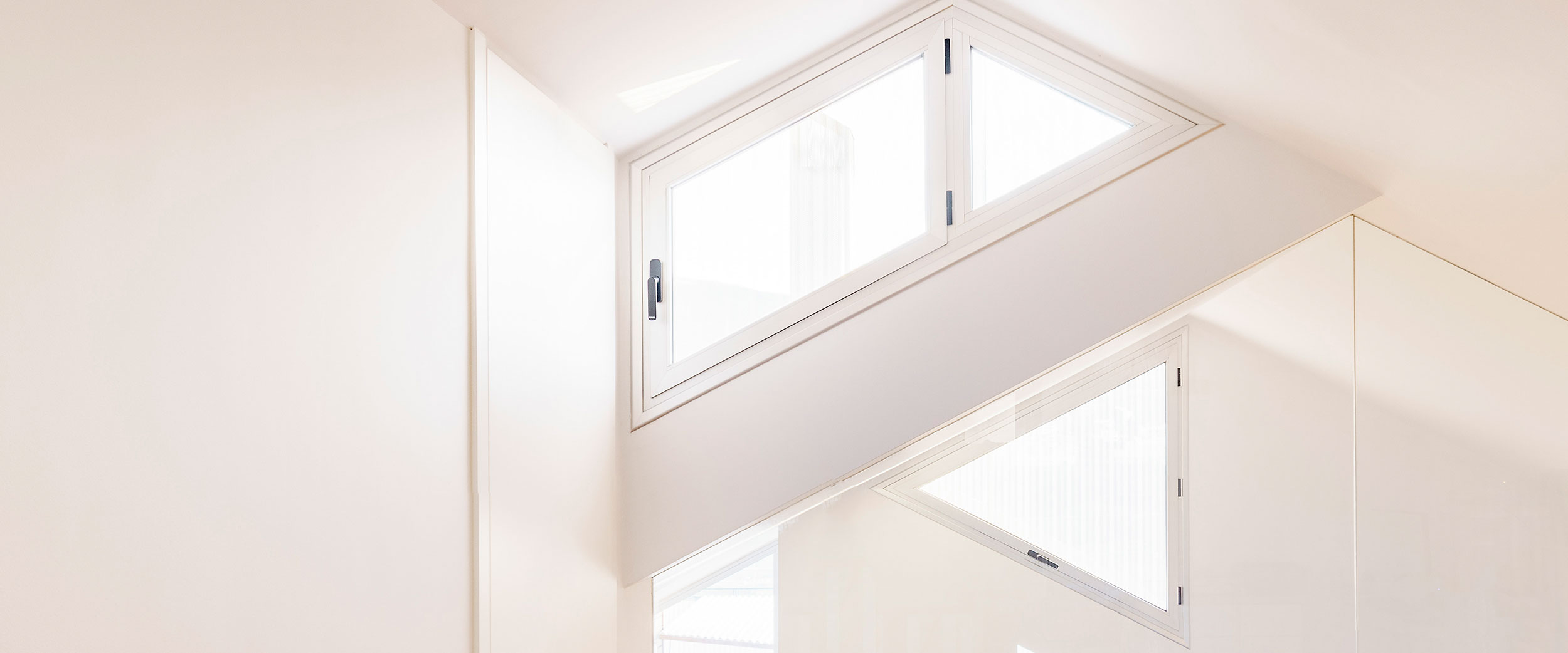 Ventana de aluminio STRUGAL S53RP+